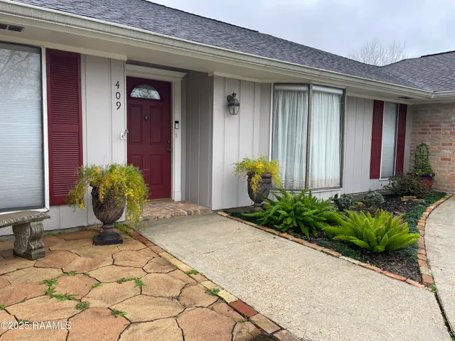 $318,000 | 409 West Governor Miro Drive, Lafayette, LA 70506