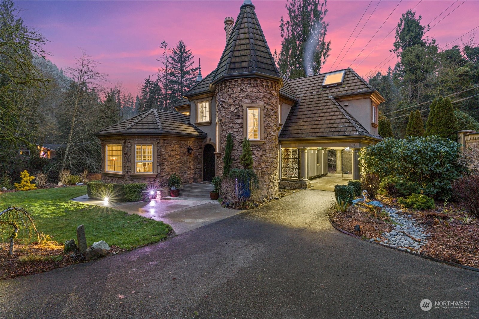 12815 Issaquah-Hobart Road Southeast Issaquah, WA 98027 - Photo 1 of 39