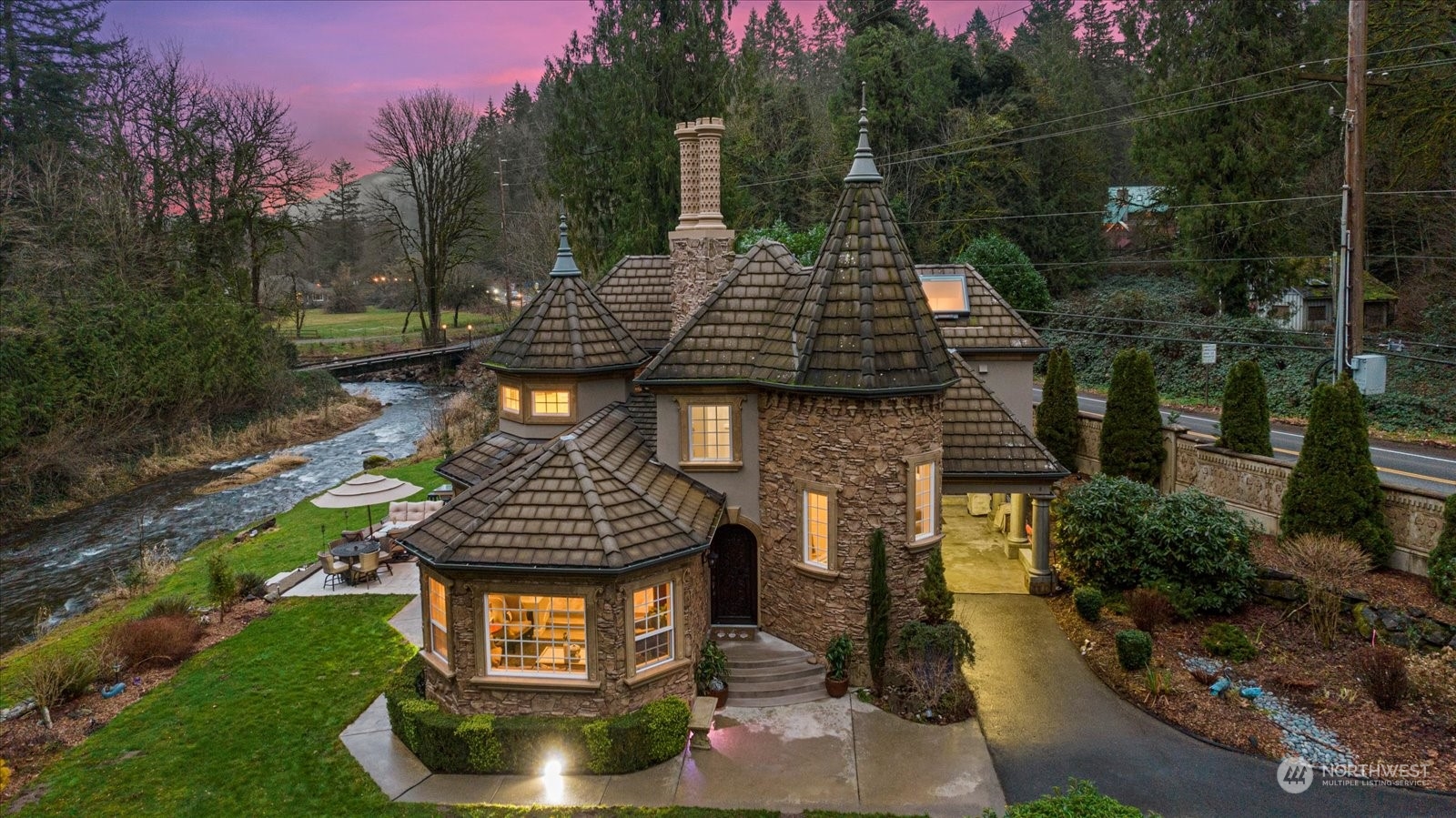 12815 Issaquah-Hobart Road Southeast Issaquah, WA 98027 - Photo 35 of 39