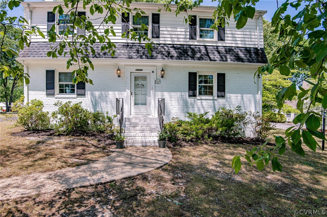 10960 Stepney Road Chester, VA 23831 - Photo 2 of 31 front view of a house with a yard