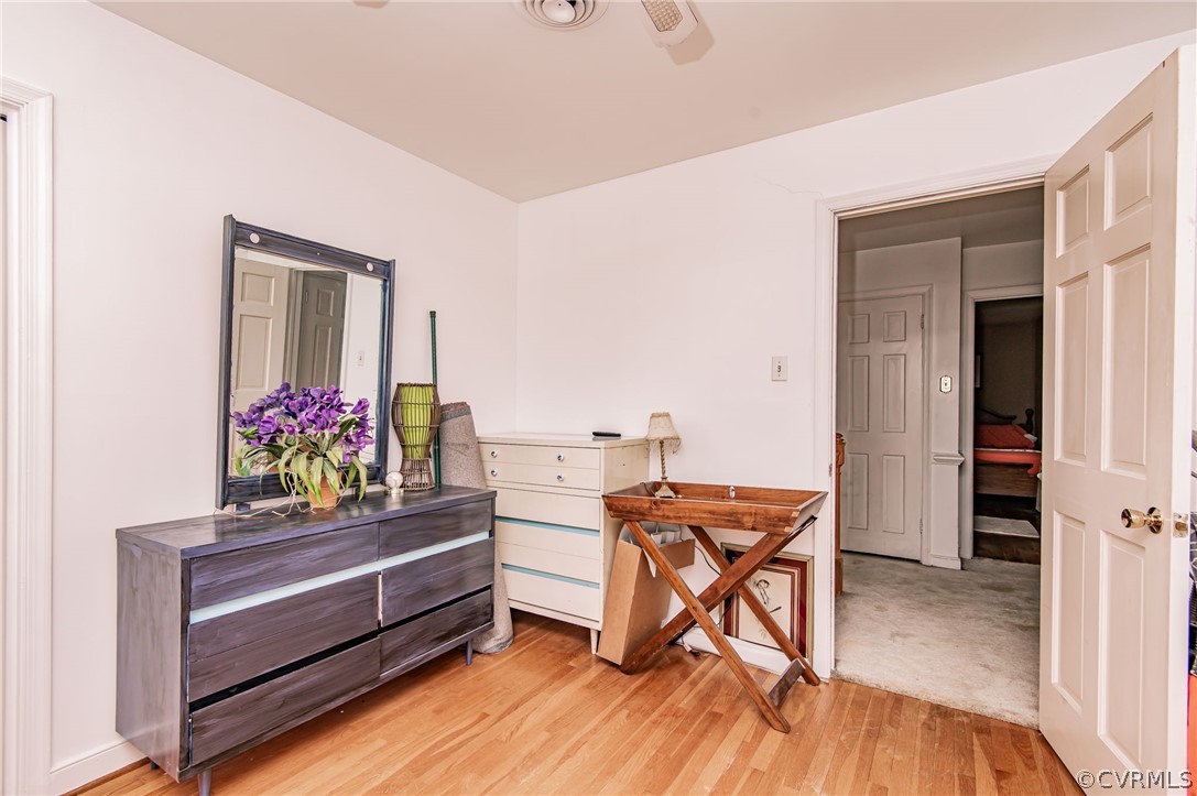 10960 Stepney Road Chester, VA 23831 - Photo 26 of 31 a view of a workspace with furniture and wooden floor