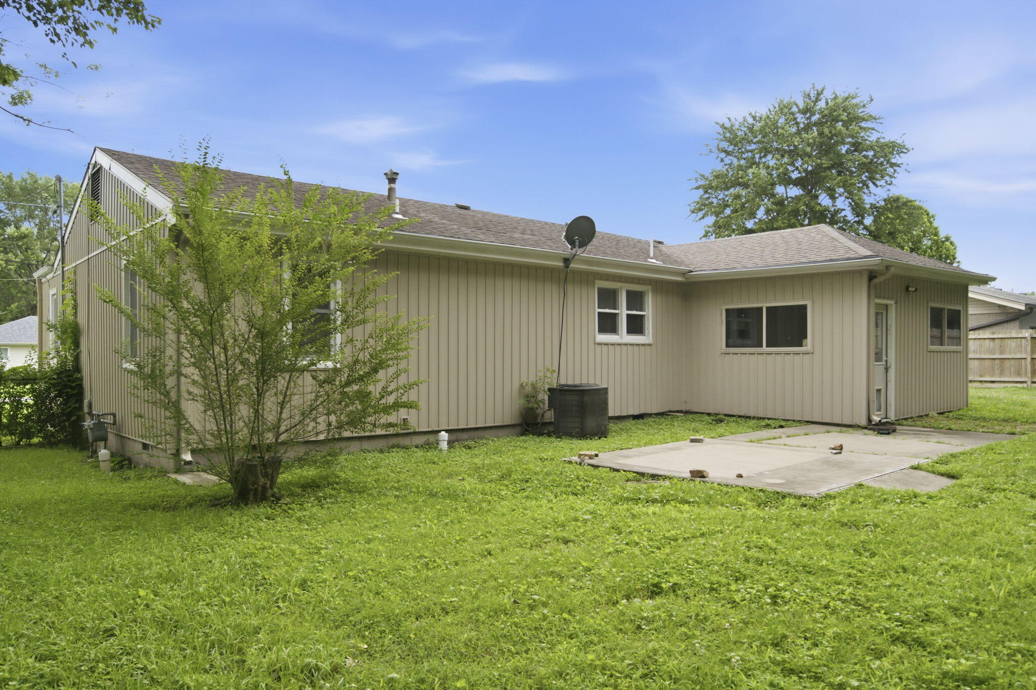 1259 East Berkeley Street Springfield, MO 65804 - Photo 29 of 29 29-web-or-mls-DSC05805