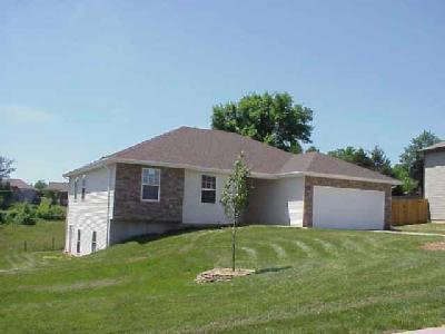 1466 West Highpoint Circle Springfield, MO 65810 - Photo 1 of 1 Primary Photo