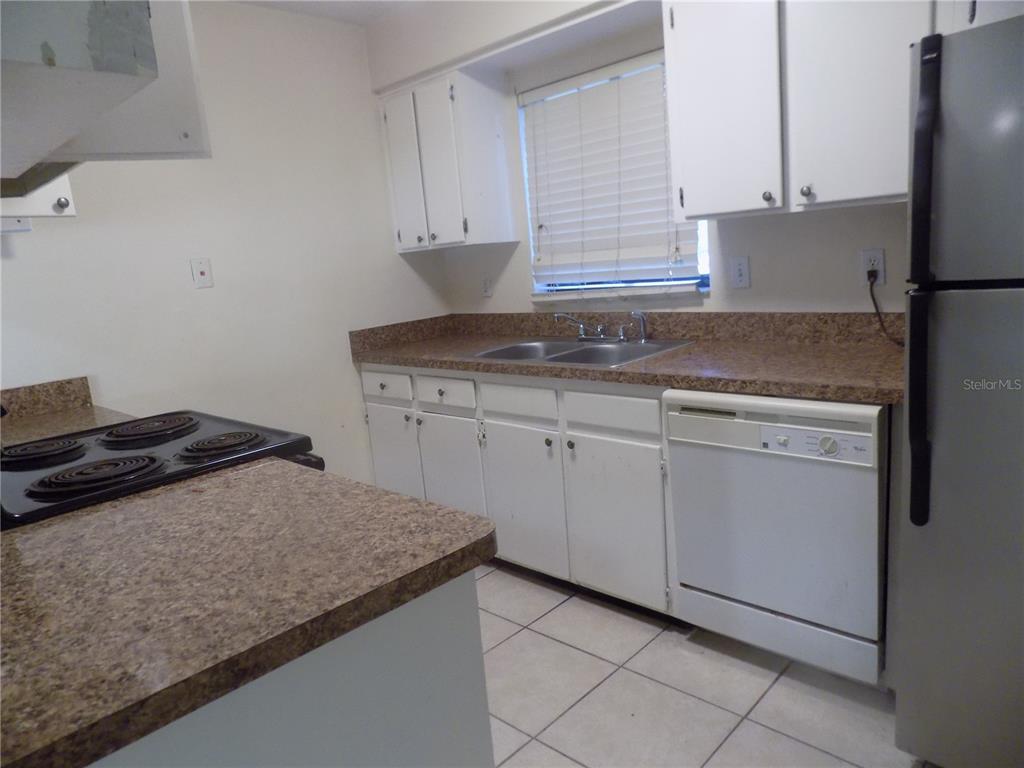 713 Southwest 69th Street Gainesville, FL 32607 - Photo 9 of 40