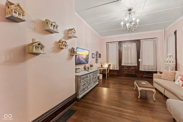 $285,000 | 339 West 11th Street, Anderson, IN 46016