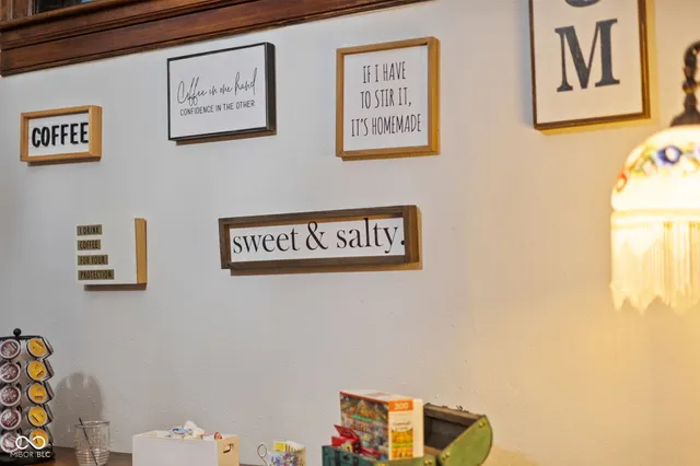 $285,000 | 339 West 11th Street, Anderson, IN 46016