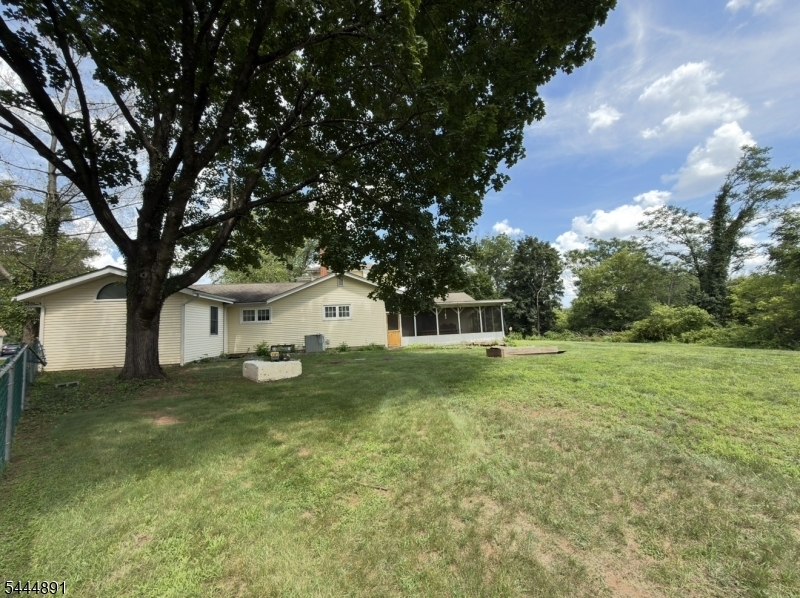 24 Beardslee Road Millstone, NJ 08844 - Photo 26 of 48 Gallery Image 26