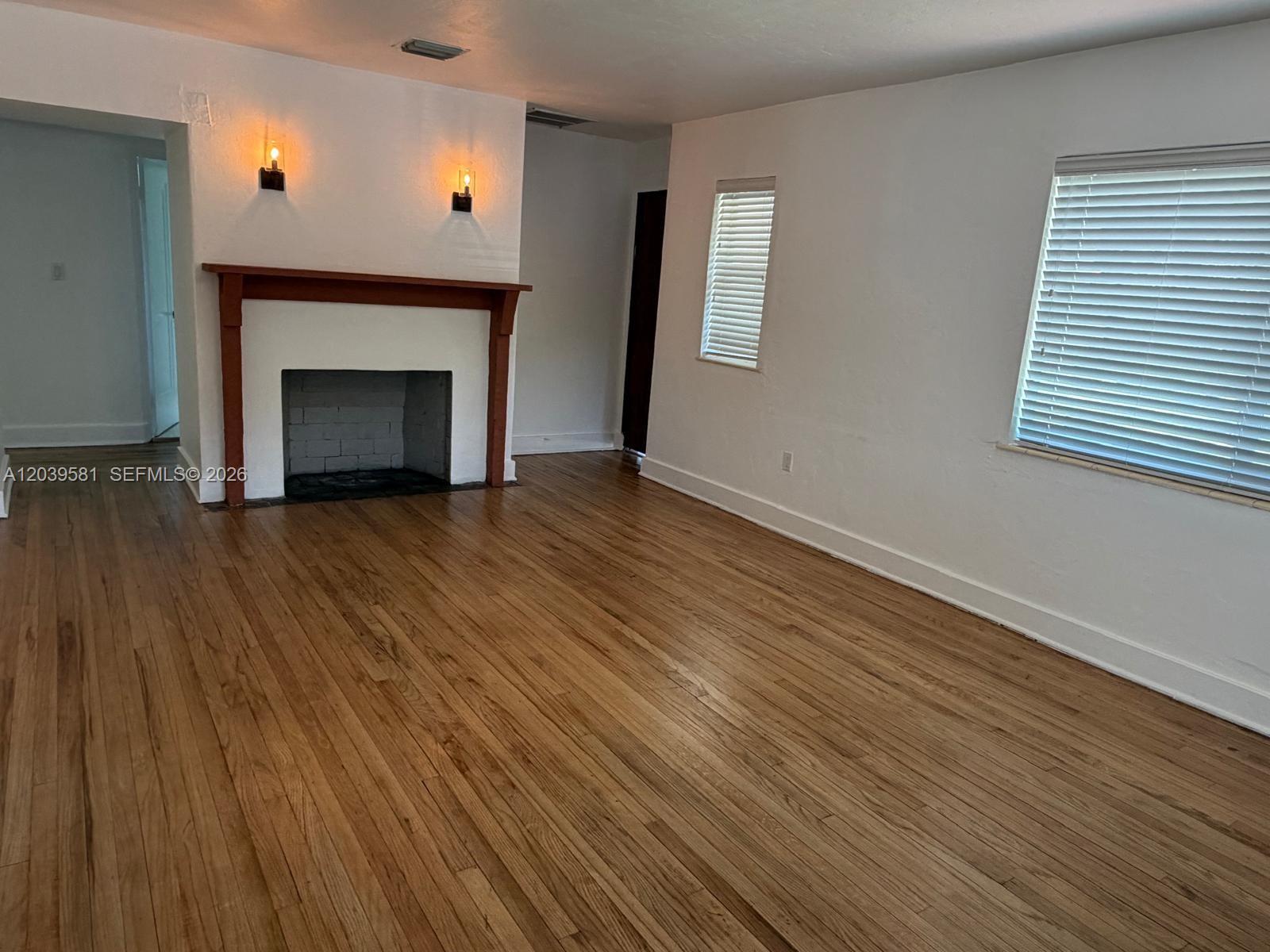 245 Southwest 24th Road Miami, FL 33129 - Photo 6 of 19