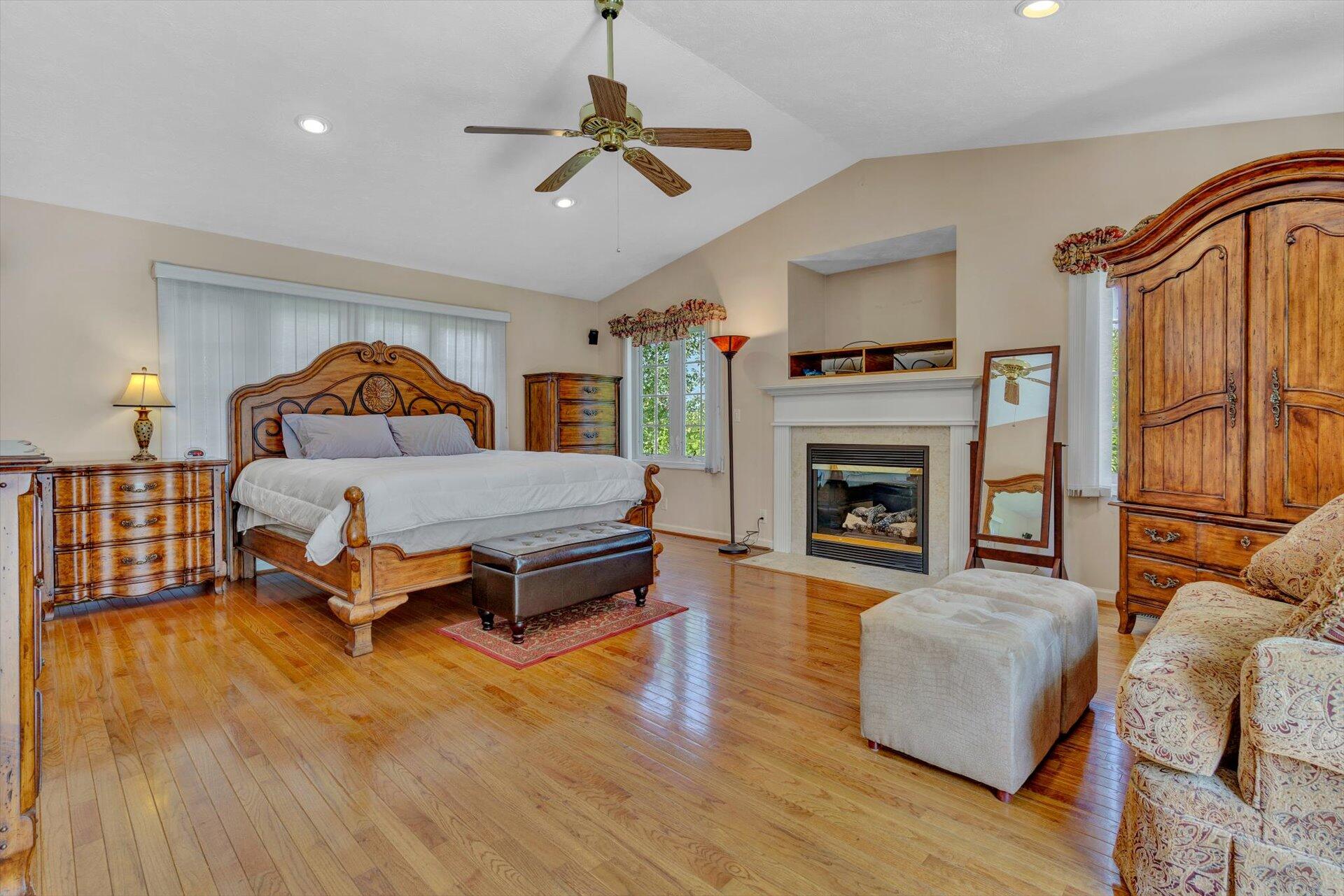 6114 White House Road Moneta, VA 24121 - Photo 14 of 35 14-091420210072