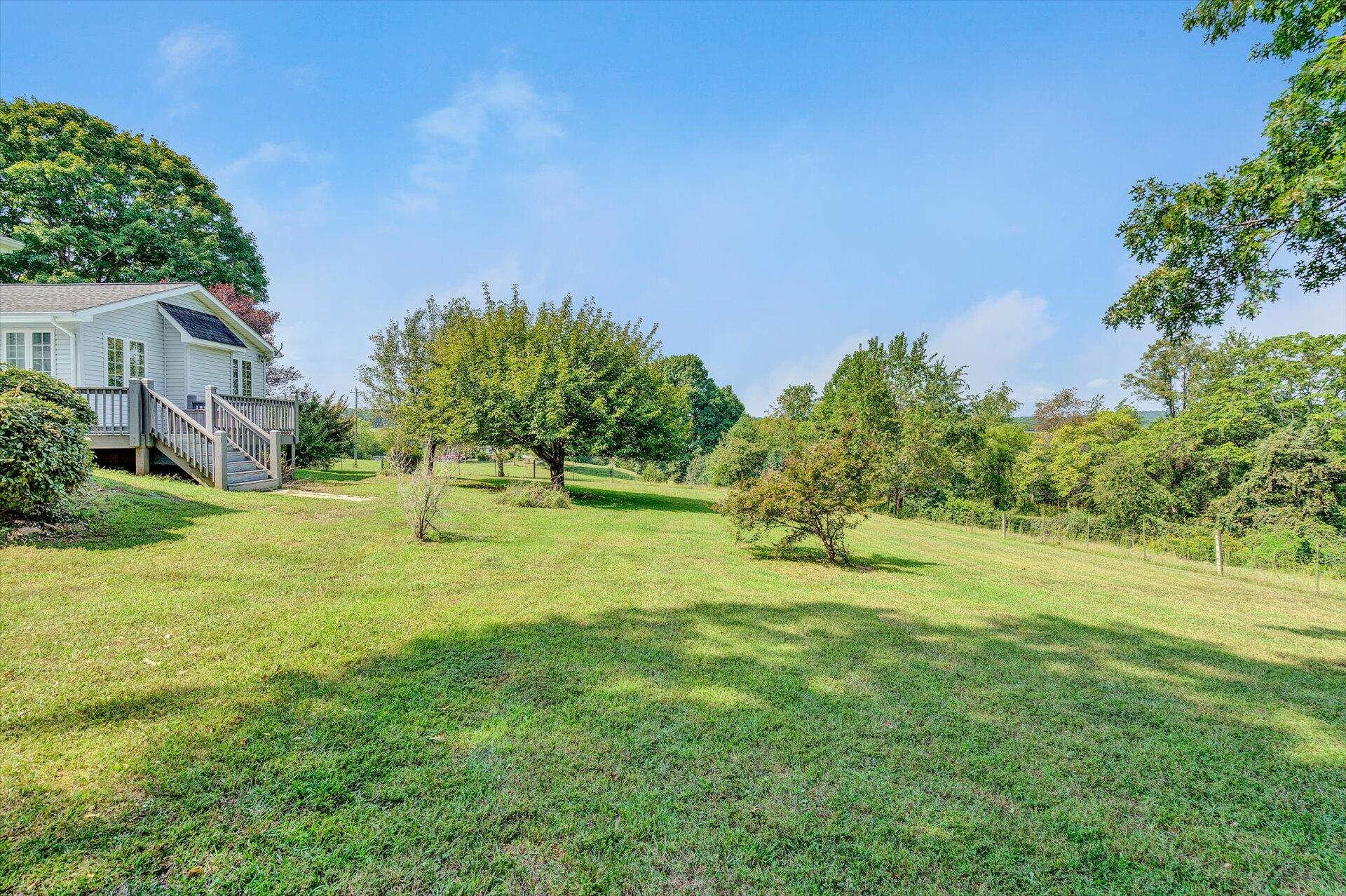 6114 White House Road Moneta, VA 24121 - Photo 26 of 35 26-091420210081