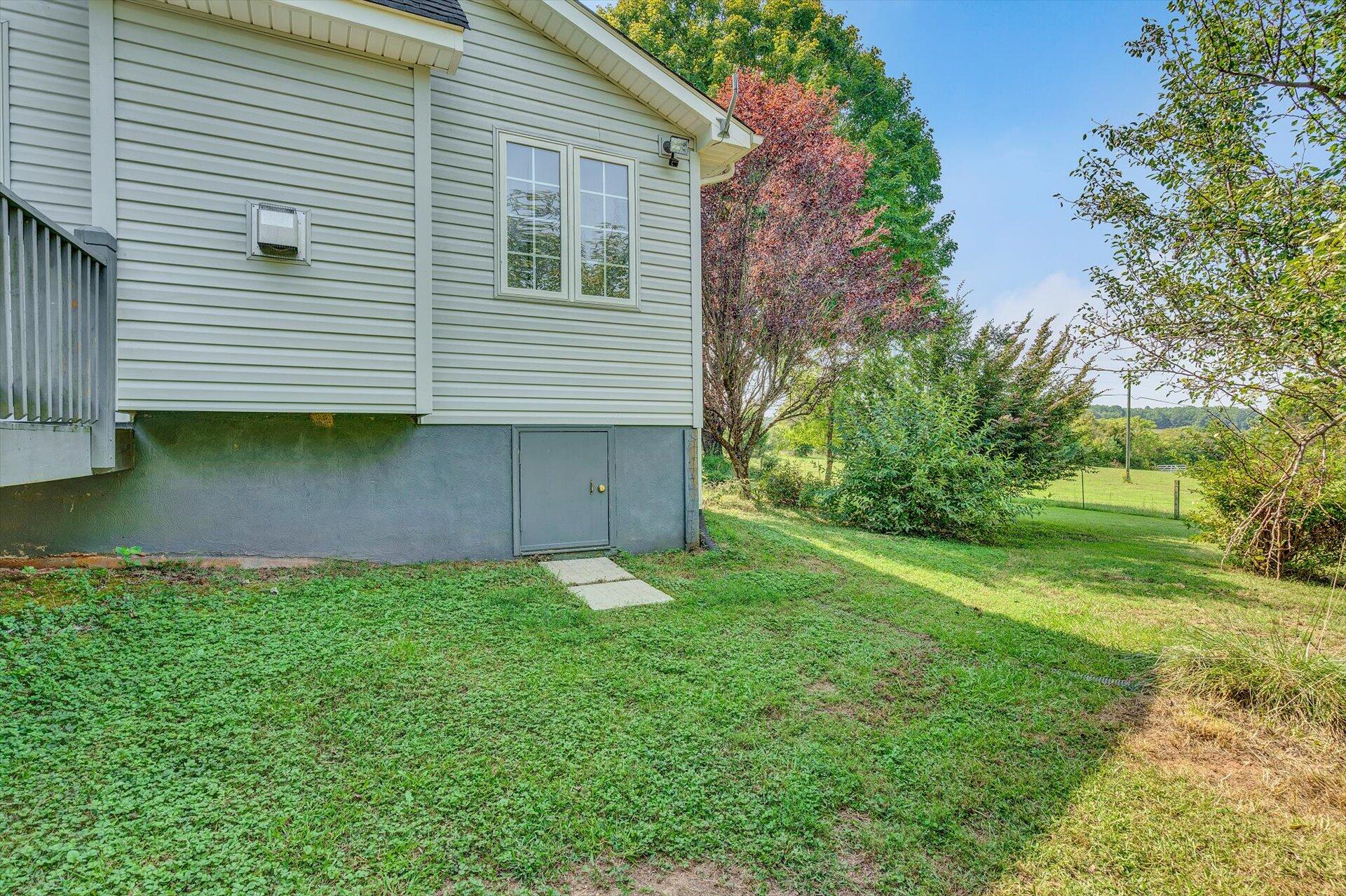 6114 White House Road Moneta, VA 24121 - Photo 28 of 35 28-091420210083