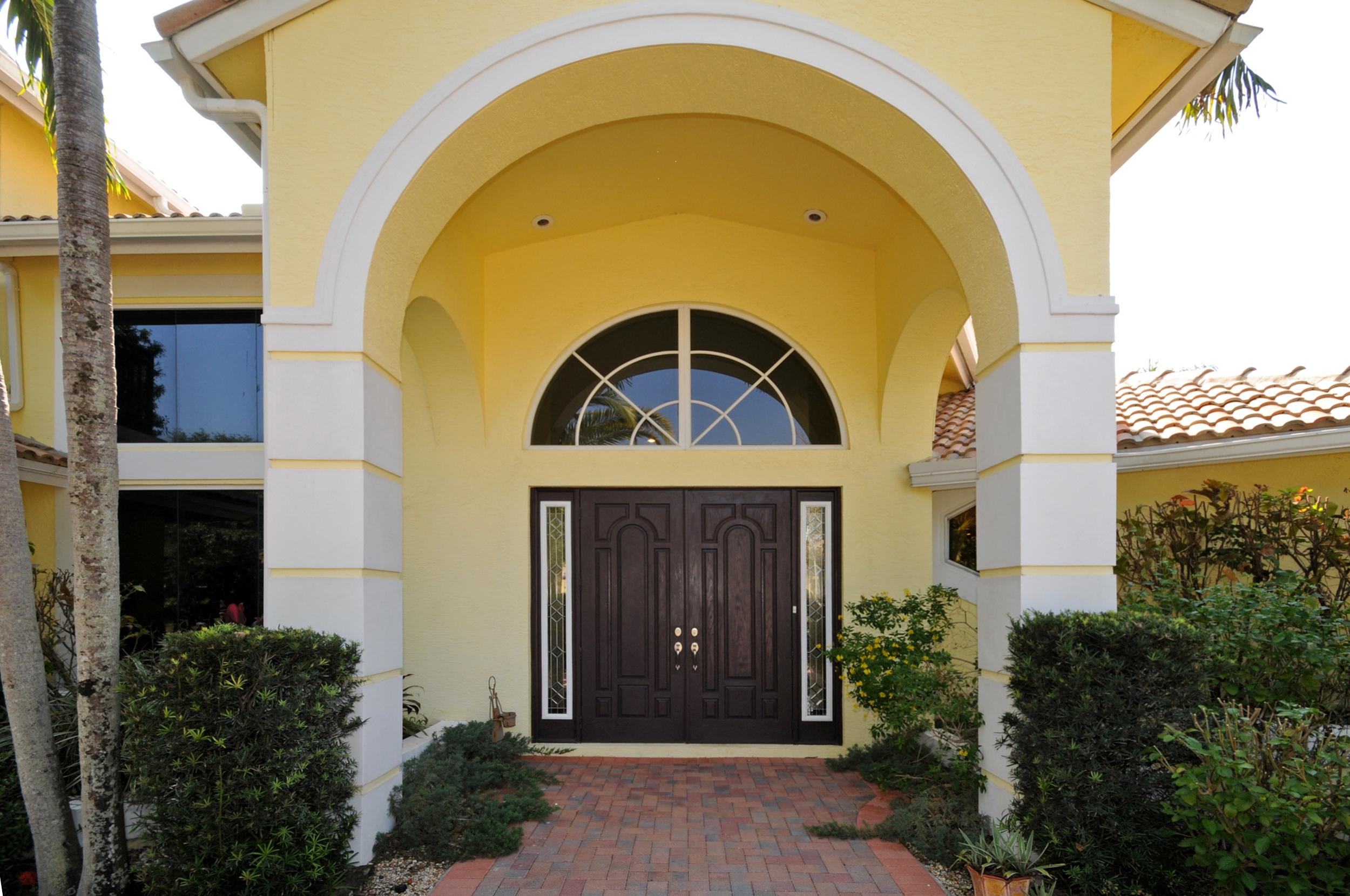 5735 Harrington Way Boca Raton, FL 33496 - Photo 32 of 35 entrance