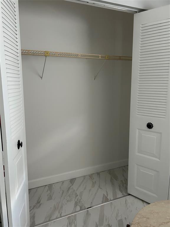 31 Abbey Lane, Unit 207 Delray Beach, FL 33446 - Photo 14 of 15 a view of small space