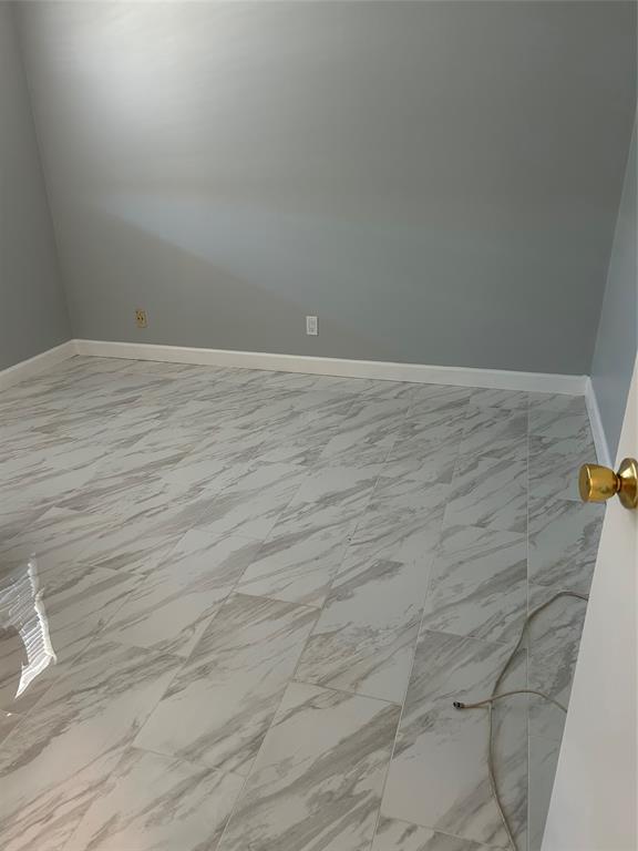 31 Abbey Lane, Unit 207 Delray Beach, FL 33446 - Photo 8 of 15 a view of a room