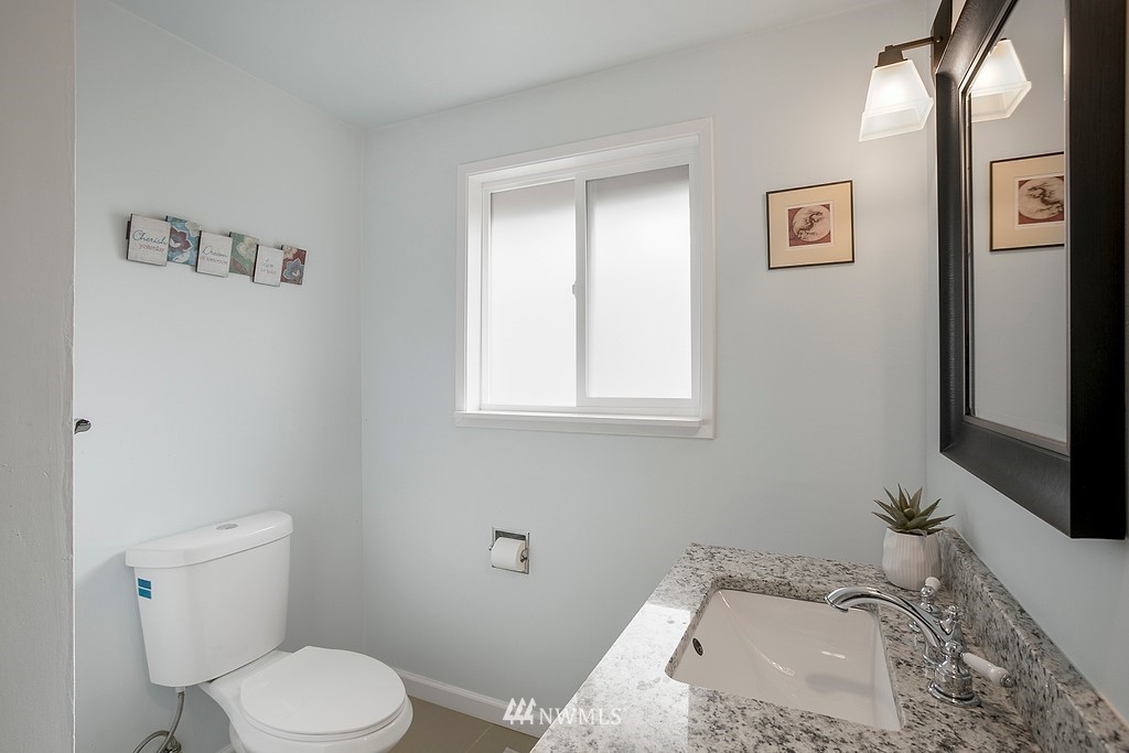 10605 Southeast 199th Street Renton, WA 98055 - Photo 14 of 24 Gallery Image 14