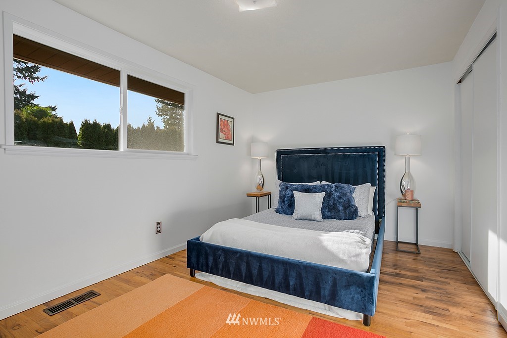 10605 Southeast 199th Street Renton, WA 98055 - Photo 15 of 24 Gallery Image 15