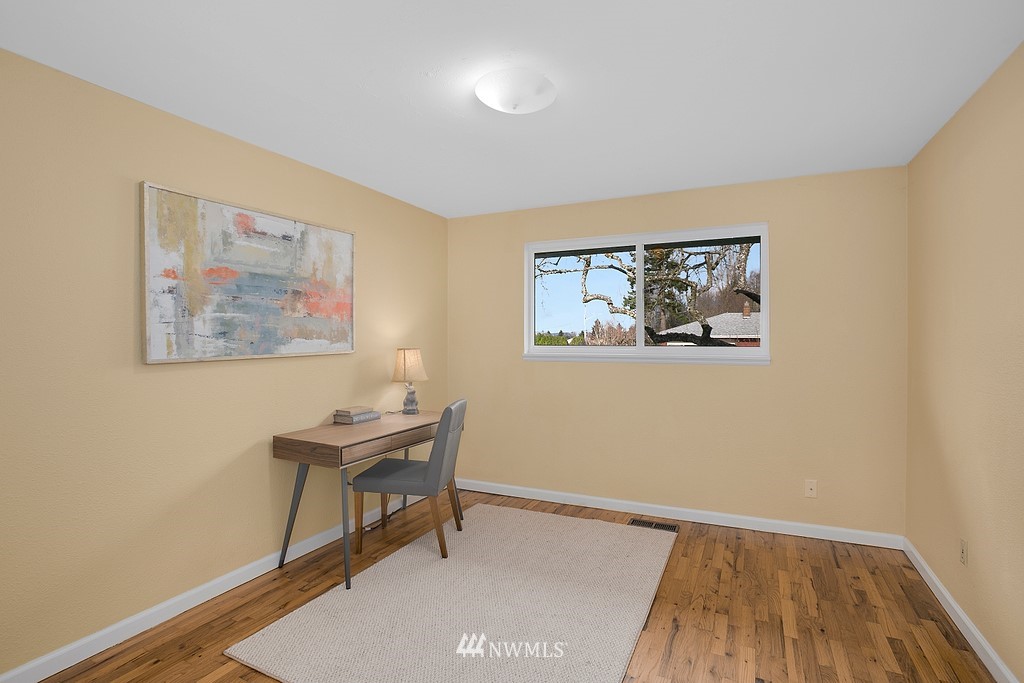 10605 Southeast 199th Street Renton, WA 98055 - Photo 18 of 24 Gallery Image 18