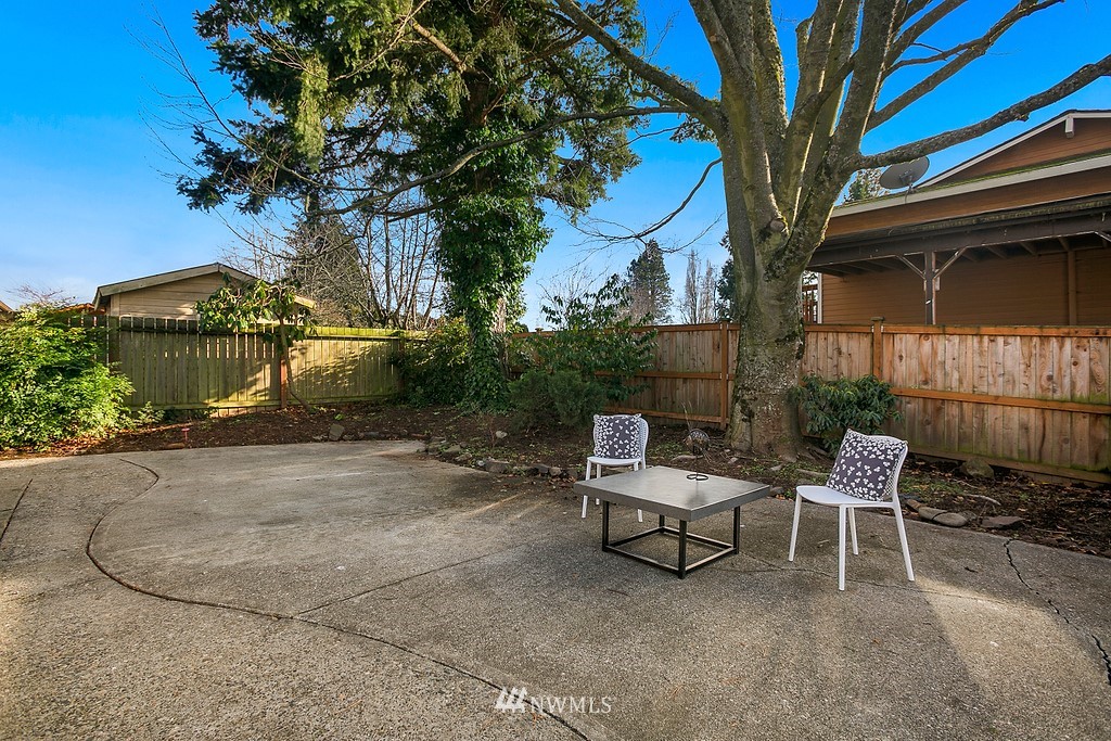 10605 Southeast 199th Street Renton, WA 98055 - Photo 21 of 24 Gallery Image 21