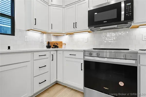$309,000 | 134 East Rock Lane, Clarksville, IN 47129