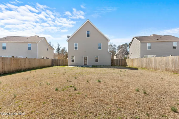 $2,200 | 428 Bald Cypress Lane, Sneads Ferry, NC 28460