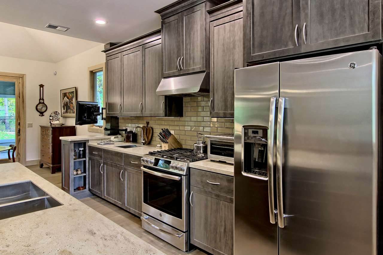 570 Walnut Ridge Traverse City, MI 49686 - Photo 7 of 39 1854548-6.JPG