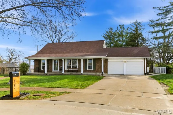 $399,900 | 5354 Chatfield Drive, St. Louis, MO 63129