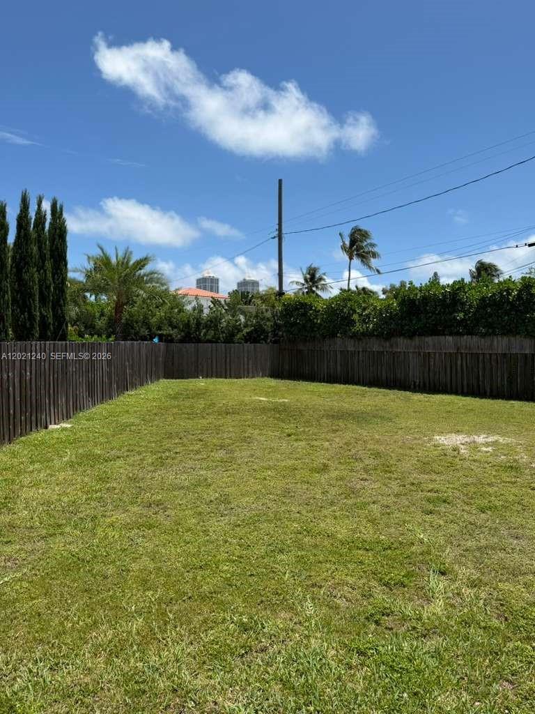 5127 Alton Road Miami Beach, FL 33140 - Photo 3 of 13