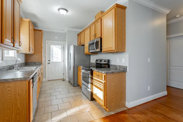 $2,100 | 619 North Holly Street, Chattanooga, TN 37404