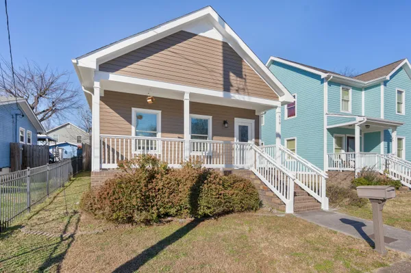 $1,975 | 619 North Holly Street, Chattanooga, TN 37404