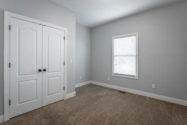 $2,100 | 619 North Holly Street, Chattanooga, TN 37404