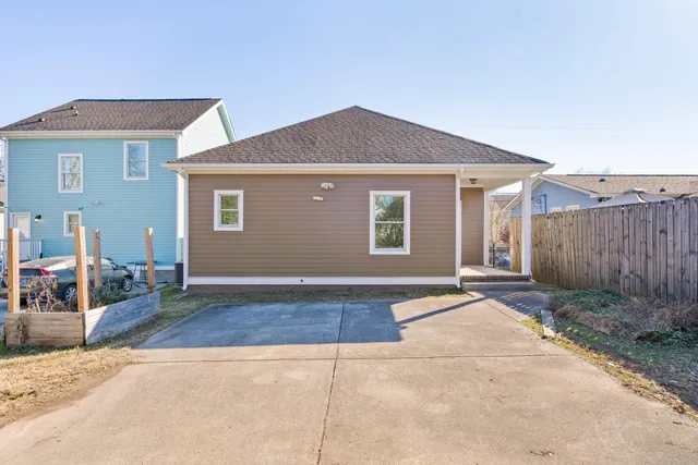$2,100 | 619 North Holly Street, Chattanooga, TN 37404