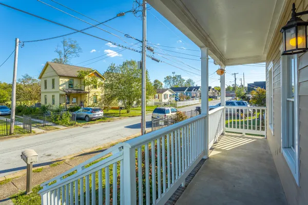 $1,975 | 619 North Holly Street, Chattanooga, TN 37404
