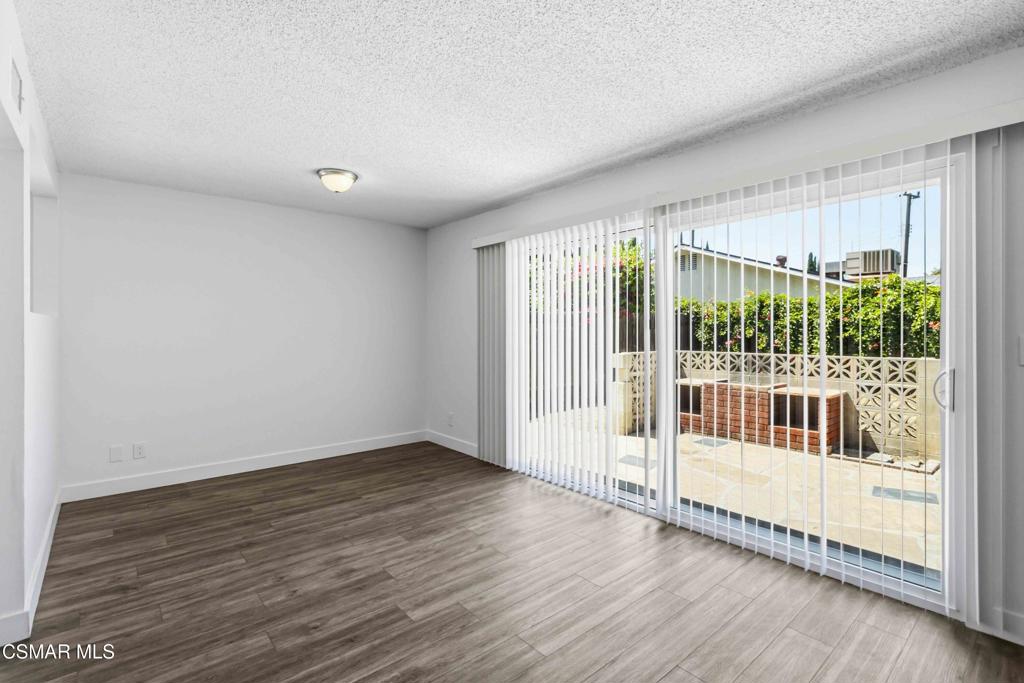 5735 Katherine Street Simi Valley, CA 93063 - Photo 12 of 30