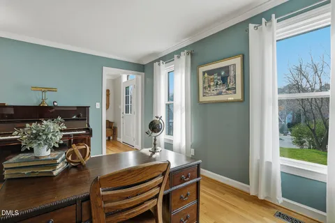 $700,000 | 1005 Old Carriage Court, Apex, NC 27502