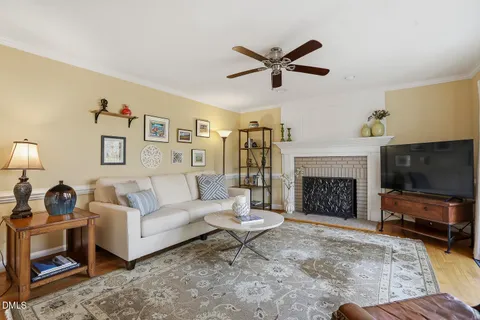 $700,000 | 1005 Old Carriage Court, Apex, NC 27502