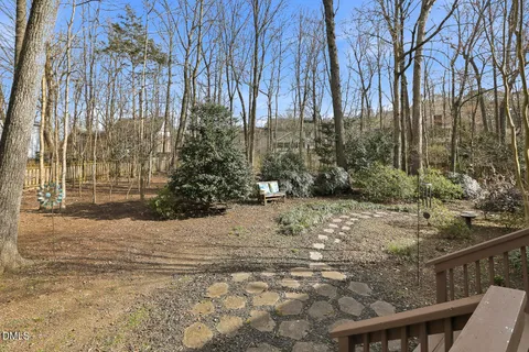 $700,000 | 1005 Old Carriage Court, Apex, NC 27502