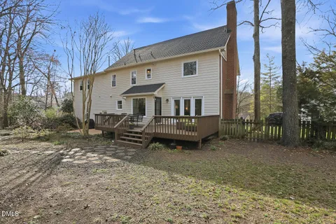 $700,000 | 1005 Old Carriage Court, Apex, NC 27502