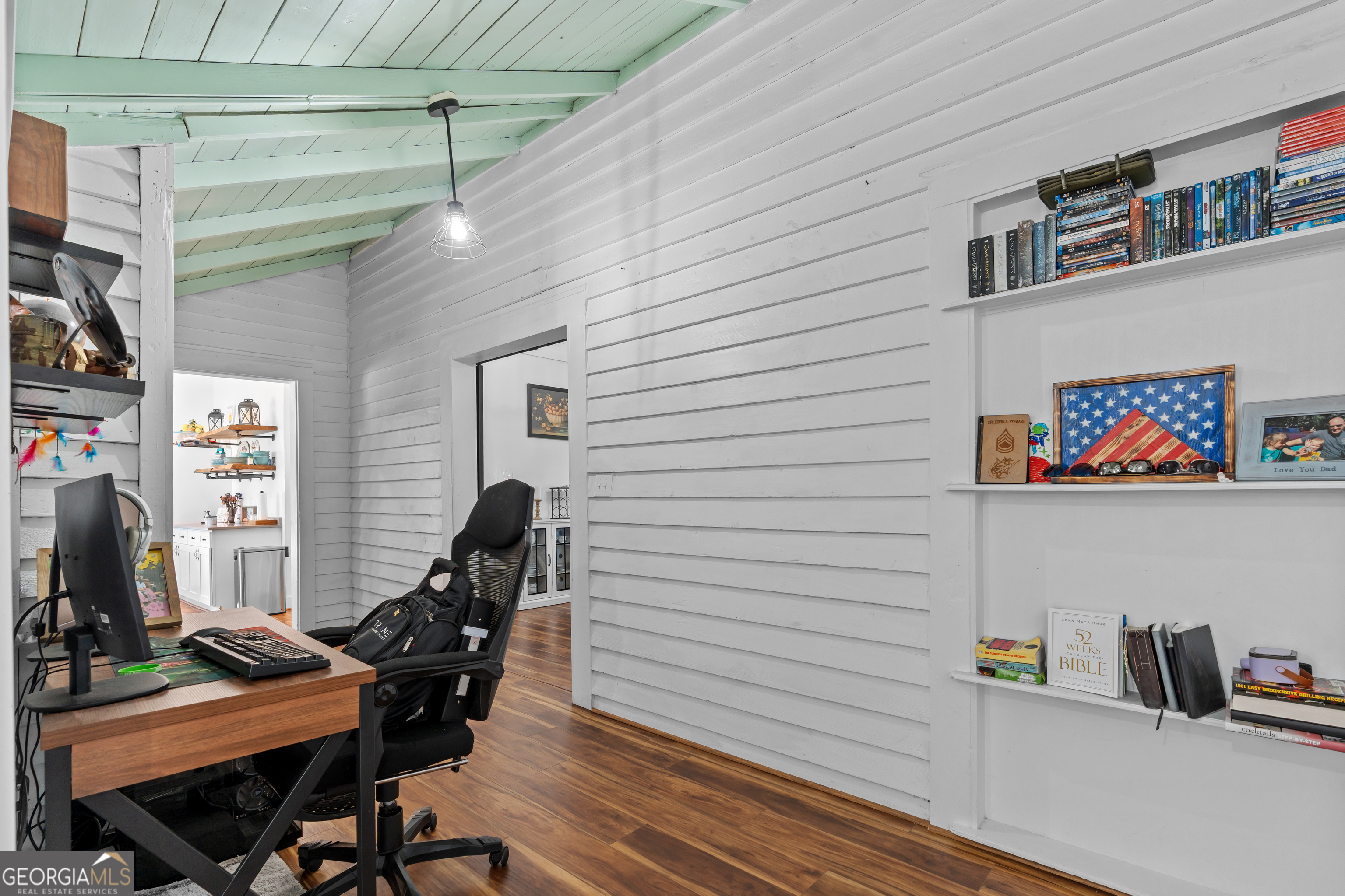 5065 10 Mile Road Baxley, GA 31513 - Photo 46 of 70 a view of a workspace with furniture