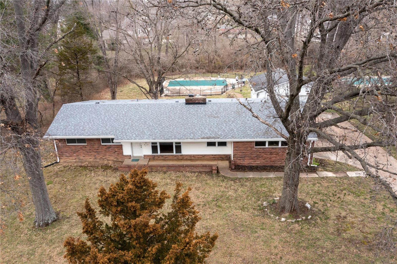 415 North Mason Road St. Louis, MO 63141 - Photo 1 of 33 Gallery Image 1