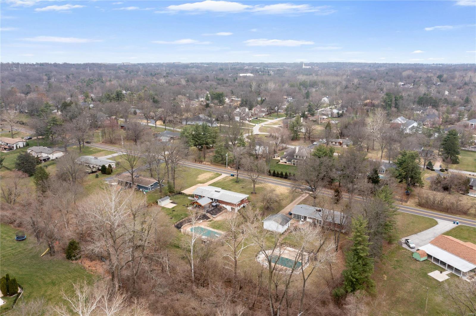 415 North Mason Road St. Louis, MO 63141 - Photo 3 of 33 Gallery Image 3