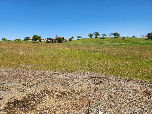 $140,000 | 810 Hawkridge Road, Unit 6 HAWKRIDGE 473, Copperopolis, CA 95228