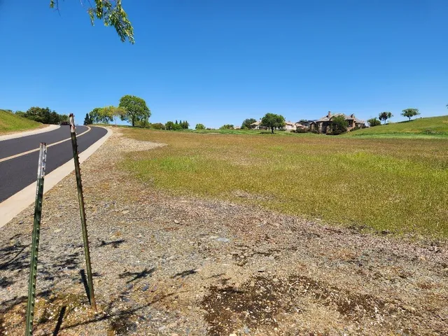 $140,000 | 810 Hawkridge Road, Unit 6 HAWKRIDGE 473, Copperopolis, CA 95228