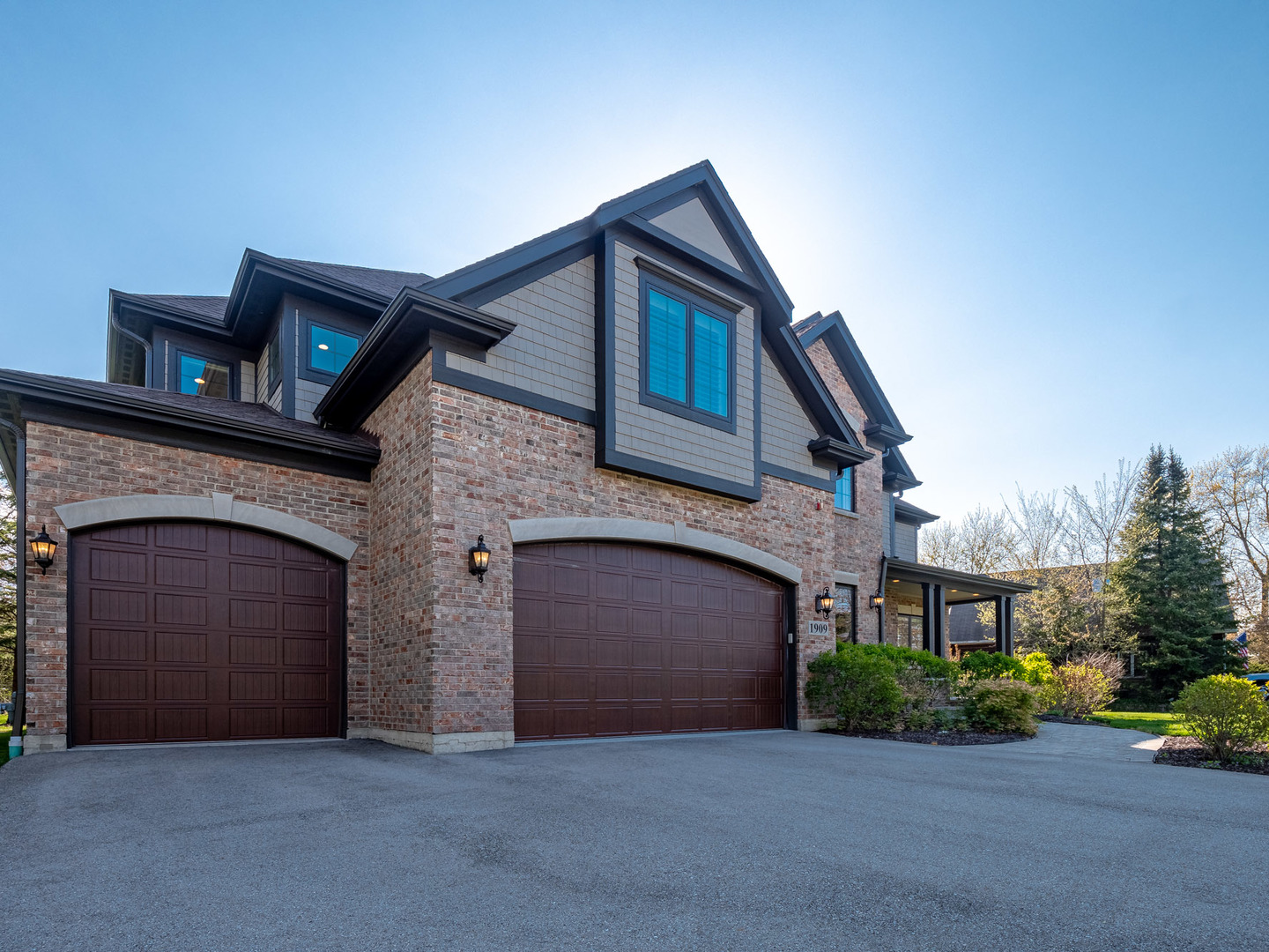 1909 Walnut Circle Northbrook, IL 60062 - Photo 2 of 42