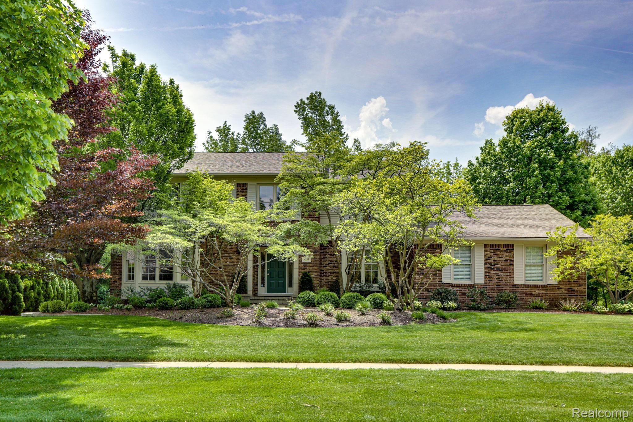 4808 Rivers Edge Drive Troy, MI 48098 - Photo 1 of 40 Welcome to 4808 Rivers Edge Dr., Troy