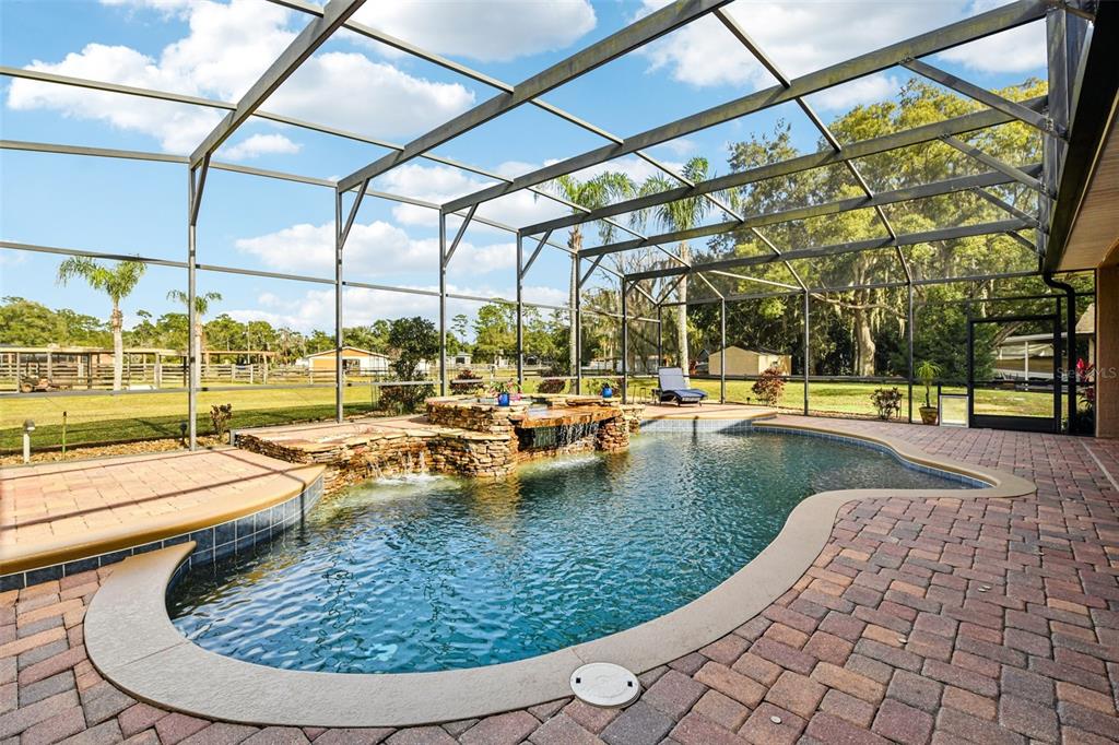 243 Clearview Road Chuluota, FL 32766 - Photo 12 of 88