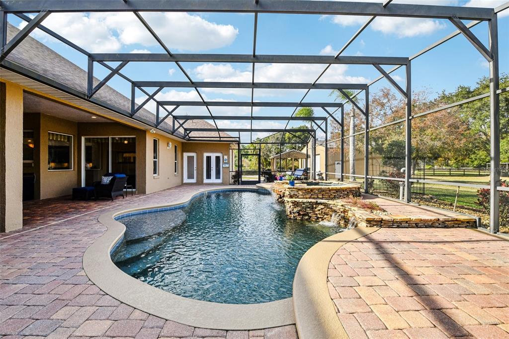 243 Clearview Road Chuluota, FL 32766 - Photo 7 of 88