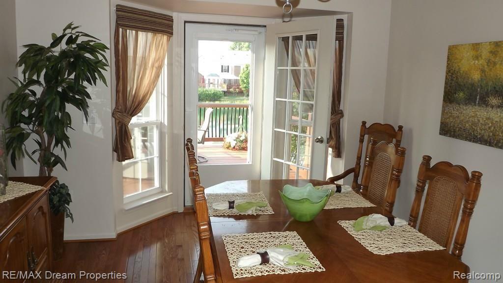 49146 Hawksburry Road, Unit 106 Canton, MI 48188 - Photo 46 of 60 47.jpg