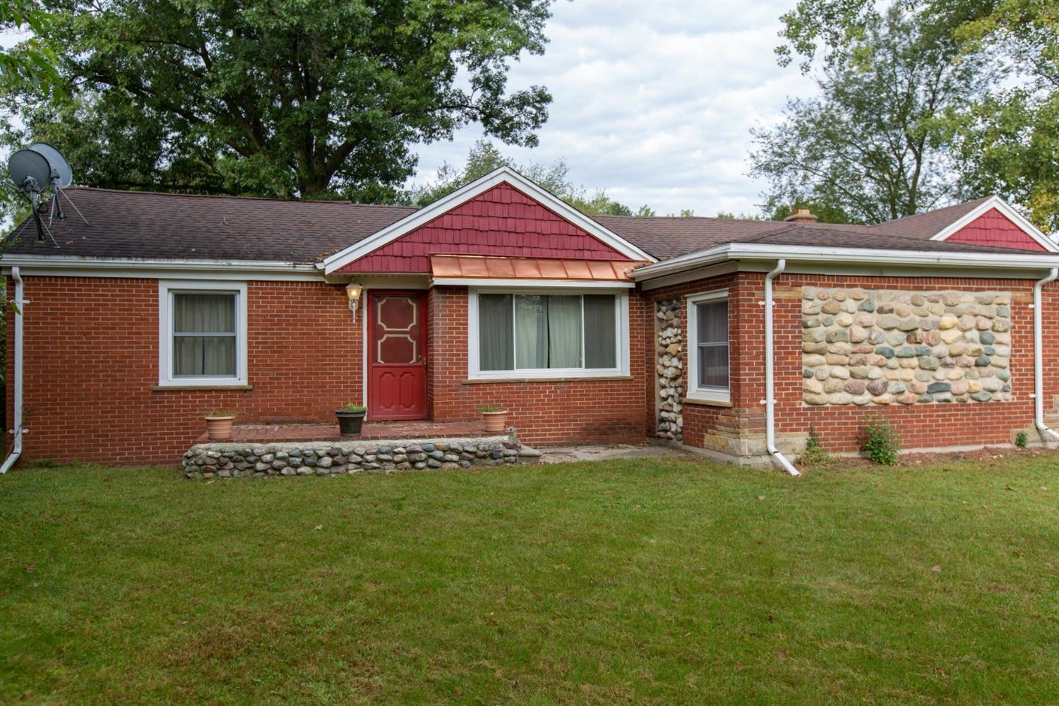 26080 Elwell Road Belleville, MI 48111 - Photo 1 of 23 Photo 1