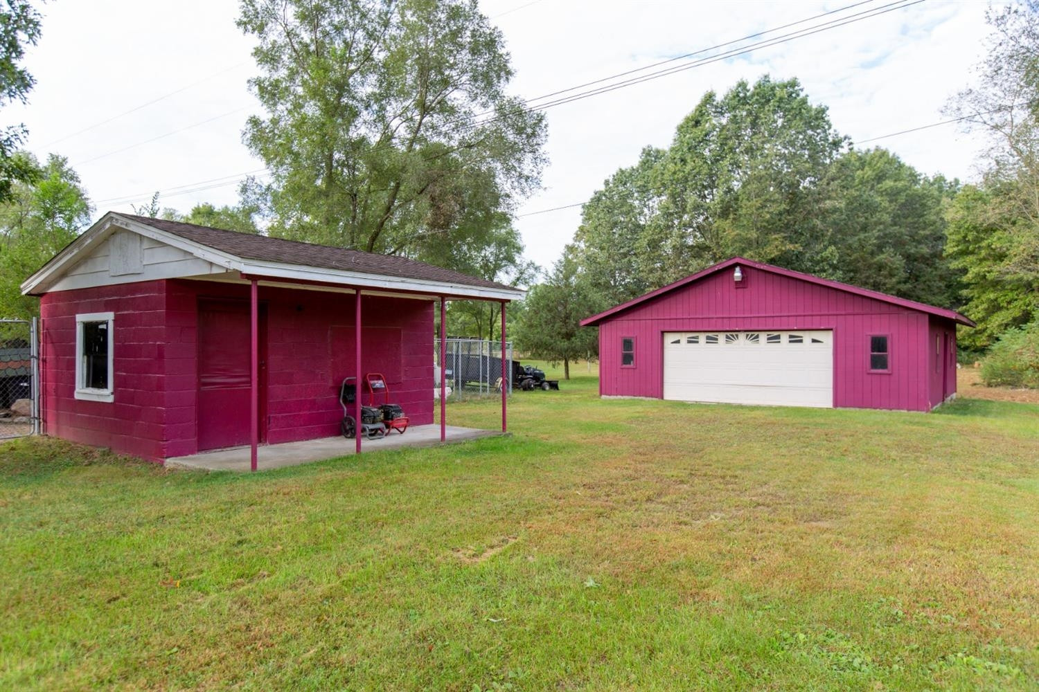 26080 Elwell Road Belleville, MI 48111 - Photo 3 of 23 Photo 3