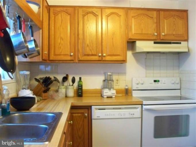 Kitchen #2